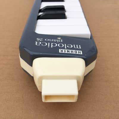 Hohner Melodica Piano 26 Soprano Vintage Keyboard Harmonica image 4