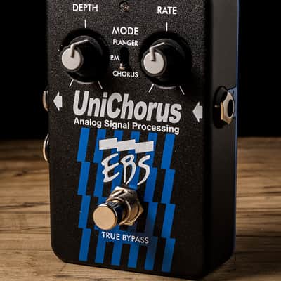 【美品】EBS UniChorus ベースエフェクター EBS EBS-CHO UniChorus Analog Bass Chorus Pedal | Sweetwater