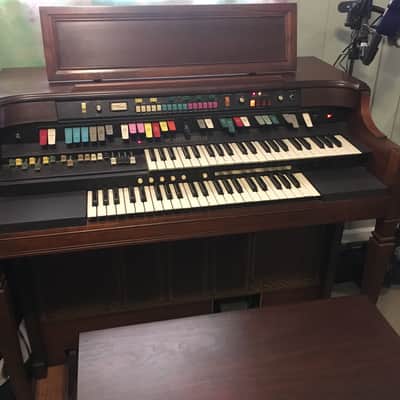 Hammond Aurora model 8212 spinet organ c. '75/76 in walnut finish w/bench, music; mostly functional! image 2