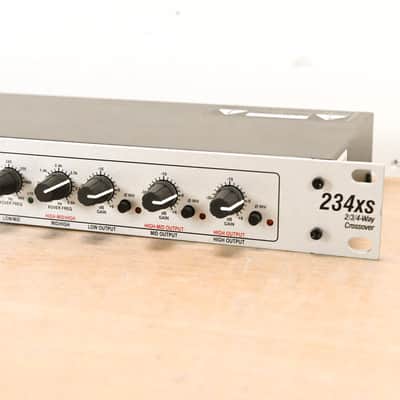 dbx 234xs 2/3-Way Stereo, 4-Way Mono Crossover CG014PJ imagen 2