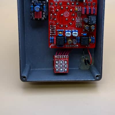 RCO Pedals Pepperbox (Volt Thrower build w/clean blend) 2025 - Raw aluminum with green knobs image 4