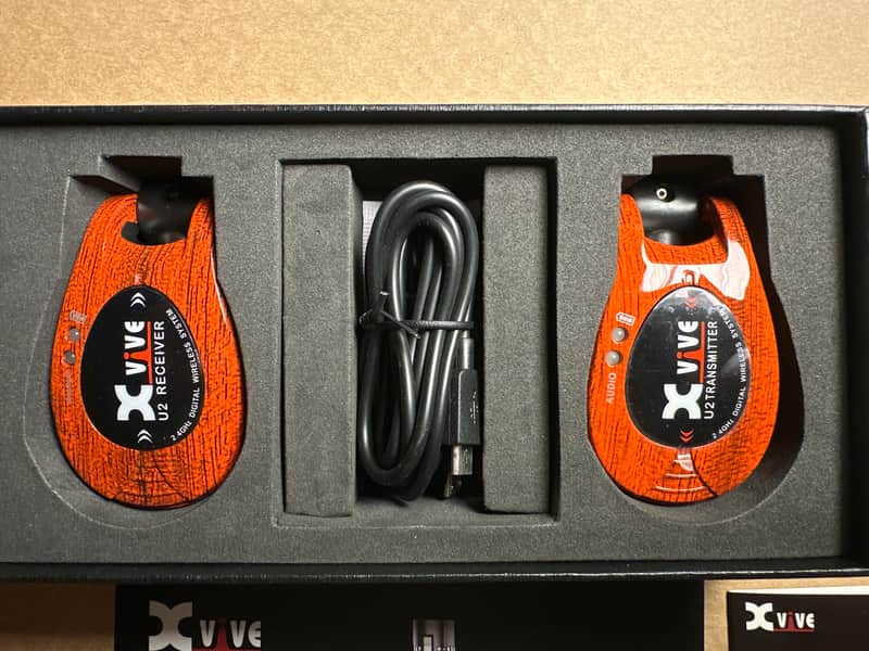 Xvive U2 Wireless Guitar System - Redwood image 1