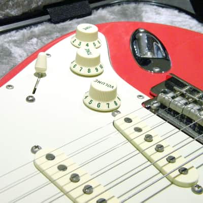 Fender Fender Stratocaster Professional FSR 2020 Fiesta Red Limited Edition Solid Rosewood neck 2020 - fiesta red image 10