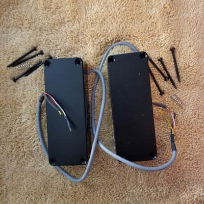 Un Branded Bass Soap Bar style set.  2022 - Present - Black image 2