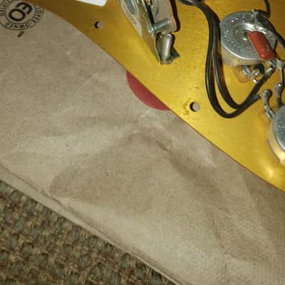 Fender Custom Shop Stratocaster Body – Gold Finish w/ Pickups, Wiring & Certificate of Authenticity – Ready to Build! With mother of pearl pickguards brand new still in protective plastic image 2