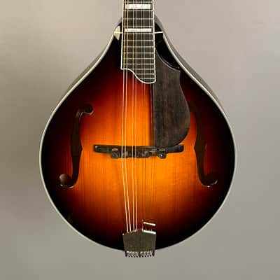 Eastman MD605-SB Sunburst Acoustic-Electric Mandolin image 2