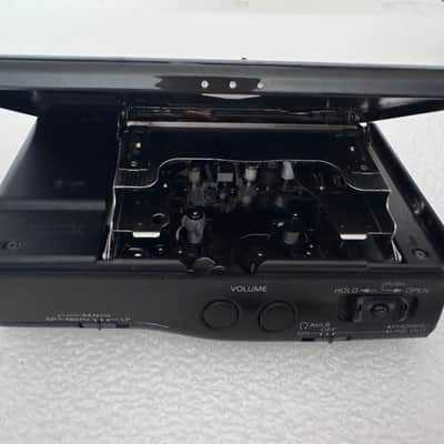 Sony TCD-D8 DAT Walkman 2000 - Excellent image 5