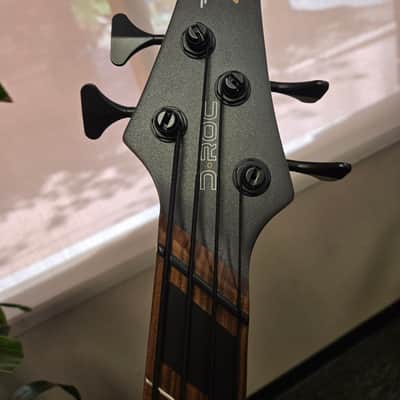 Dingwall D-Roc Standard - Blue to Purple Colorshift with Neck Illusion Black Vinyl Blocks image 10