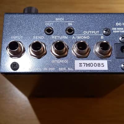Boss IR-200 Amp and IR Cabinet 2021 - Present Silver image 3