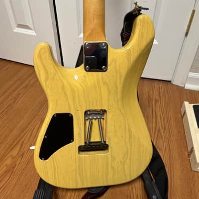 Suhr Classic S - Translucent image 6