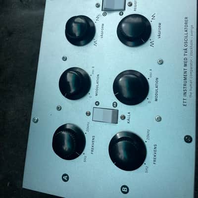 Ett Instrument Med Två Oscillatorer Human Comparator image 8