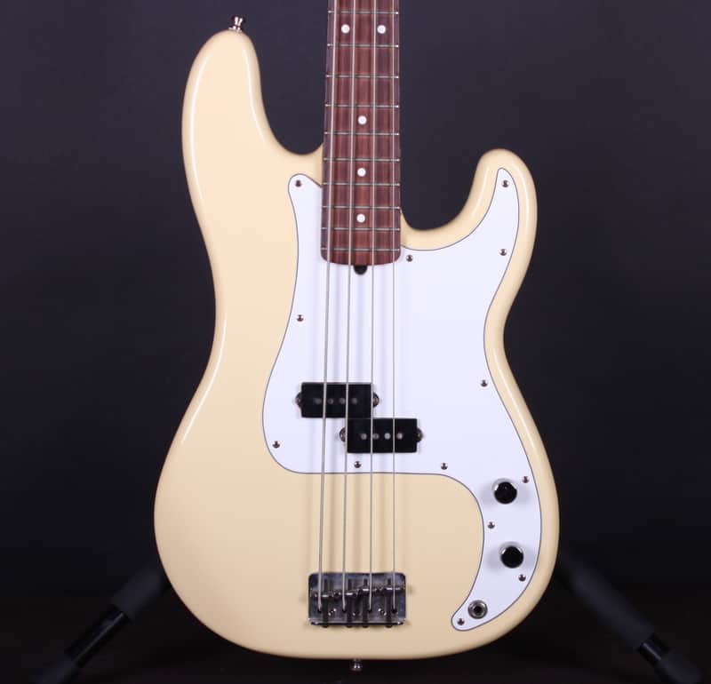 1996 Fender USA Precision Bass Cream/Vintage White P-Bass w/Case