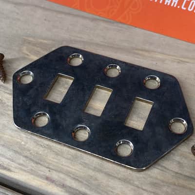 Real Life Relics Jaguar® Control Plate Upper 3 Switch Type    [CE2]