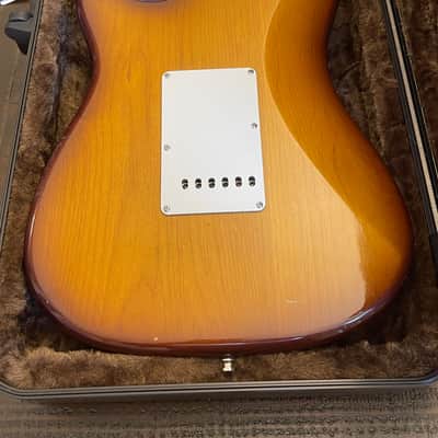 Fender Highway One Stratocaster Gilmour Switch HSS with Lollar Pickups Callaham Big Brass Tremolo Nitro-Cellulose 2003 image 8