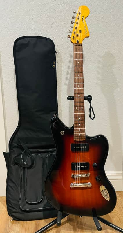 Fender Modern Player Jaguar 2011