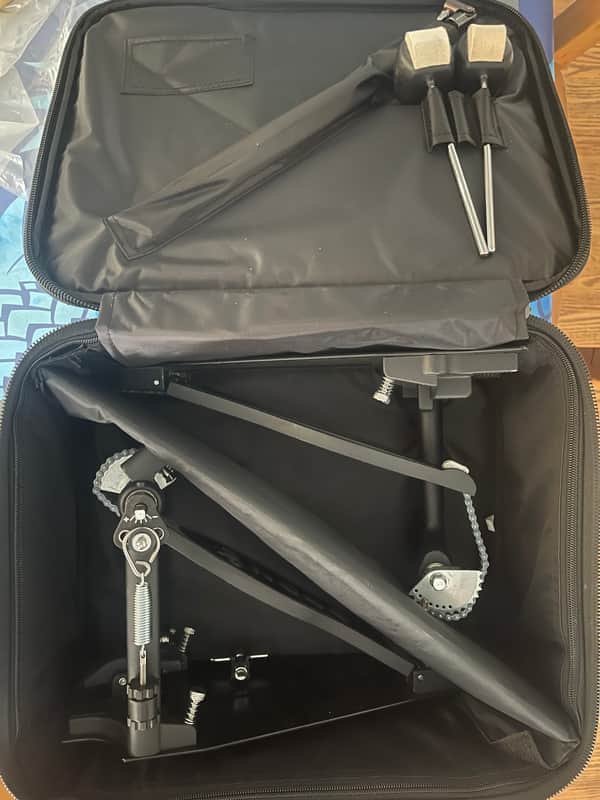 DW DWCP2002 2000 Series Double Bass Pedals w/Humes and Berg Galaxy Case image 1
