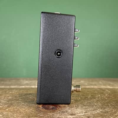 Walrus Audio Fundamental Tremolo 2023 - Present - Black / Orange image 4