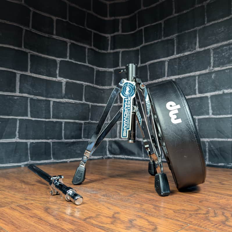 DW 3000 Series Drum Throne • Round Top • Stable, Comfortable, Gig‑Ready image 1