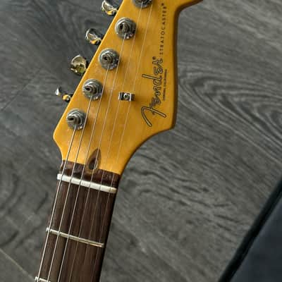 Fender American Professional Classic Stratocaster Unplayed image 3