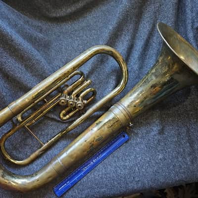 Buescher Elkhart Baritone/Tuba, USA, Lacquered Brass, missing MP stem image 3