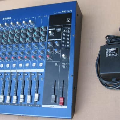 Yamaha MG12/4 Multi-Channel Analog 4 Buss Audio Mixer Recording