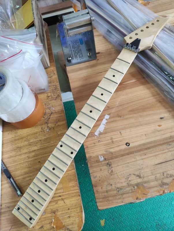 Natural Finish Maple 24 Frets Electric Guitar Neck with Scalloped Fingerboard Fretboard image 1