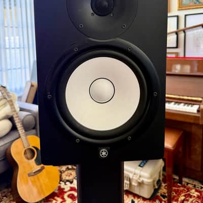 Yamaha HS8 Powered Studio Monitor (Pair) 2015 - Present - Black image 2