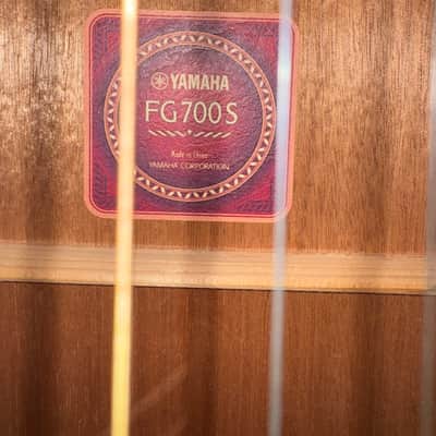 Yamaha FG700S Folk Acoustic Guitar 2010s - Natural image 3
