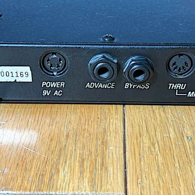 Alesis Quadraverb 20K Bandwidth, 1U Rack Mount Multi-Effect Processor w/ Power Adapter, Very Good Condition image 9