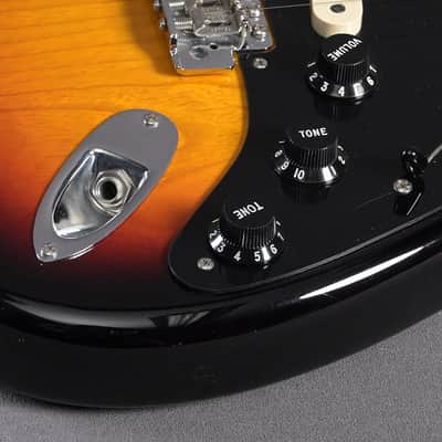 Fender American Custom Strat 3 Color Sunburst 2018 image 6