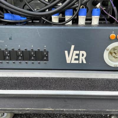(16) D&B Audiotechnik J8 Line Array Loudspeakers/W(2) D12 Amps Rack (THS) image 5