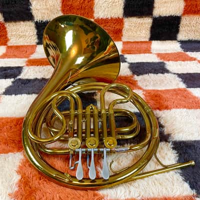 King Cleveland Single French Horn Key Of F With Case (Plays Great!) image 3