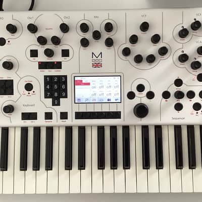 Modal Electronics 001 Hybrid Digital / Analog 2-Voice Synthesizer 2010s - White image 2