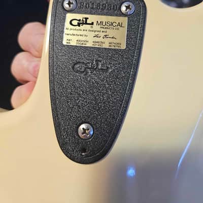 G&L El Toro 1988 - White image 17
