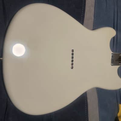 Fender Player Series MIM 2016-2019 - White image 3