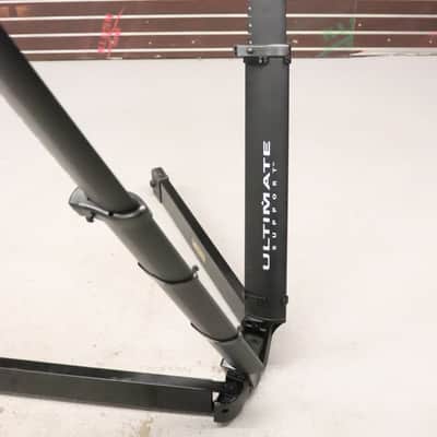 Ultimate Support V-Stand Pro V-Style Keyboard Stand Black image 3