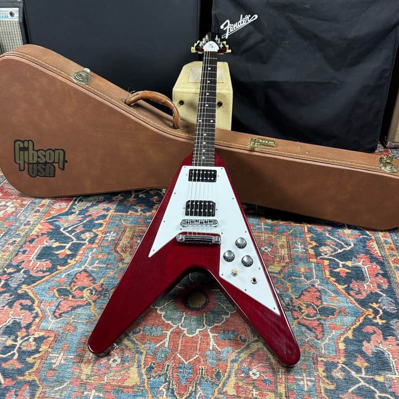 *Video* Gibson Yamano '67 Reissue Flying V Cherry Red - 1995