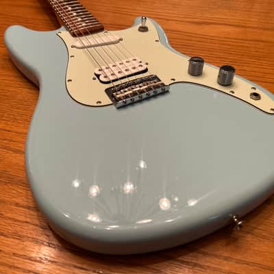 2019 Fender Player Duo Sonic - Daphne Blue image 3