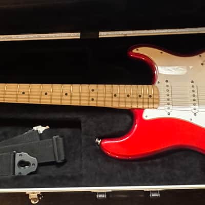 Fender Standard Stratocaster 2007 - Red image 12
