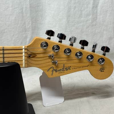 Fender American Stratocaster Guitar with Gator Case 2016 - Sienna Sunburst / Maple neck image 7