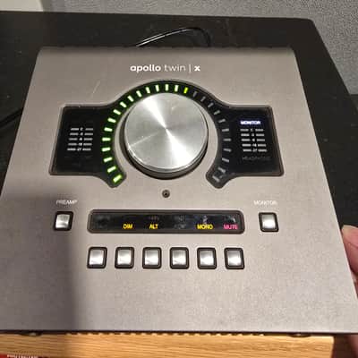 Universal Audio Apollo Twin X DUO Thunderbolt 3 Audio Interface 2019 - Present - Gray image 4