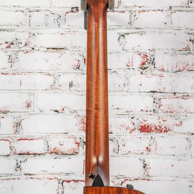 Taylor - (2025) 324ce LTD Baritone-6 - 6-String  Baritone Acoustic-Electric Guitar - Shaded Edgeburst - w/ Deluxe Hardshell Case - x5077 image 8