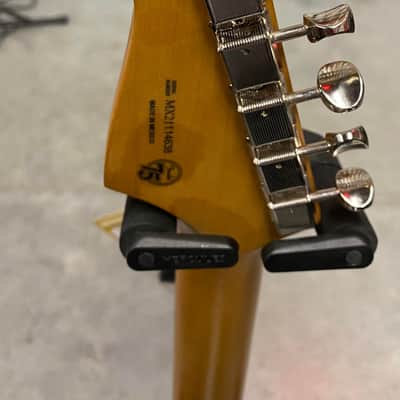 Fender Noventa Stratocaster 2021 - Crimson Red image 7