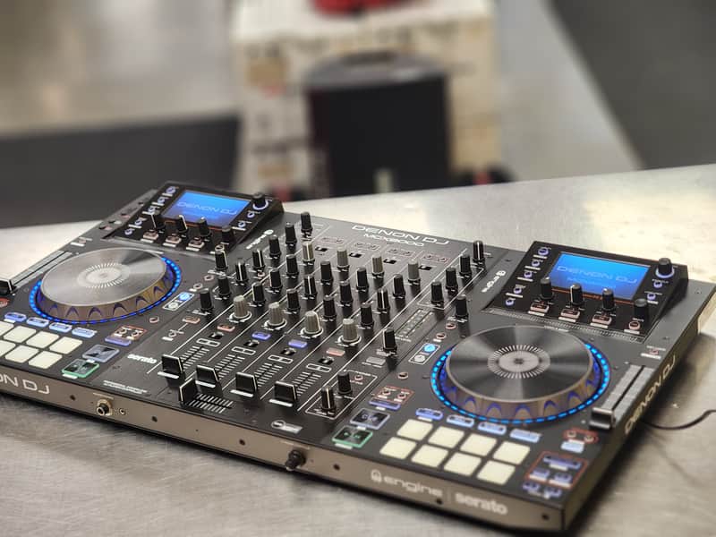 Denon MCX8000 4-Channel Professional Standalone DJ Player / Controller 2016 - Present - Black image 1