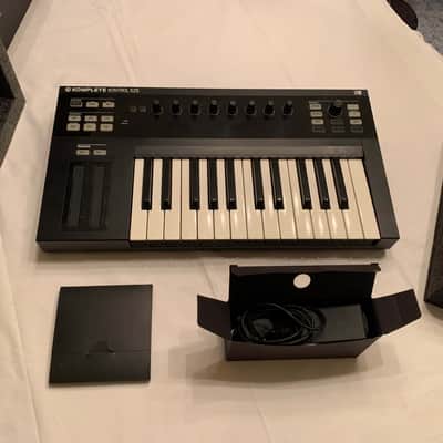 Native Instruments Komplete Kontrol S25 2010s - Black image 4