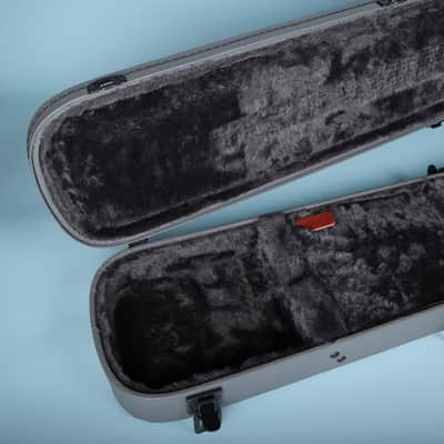 Gibson Dave Mustaine Signature Flying V Hardshell Case Grey image 11