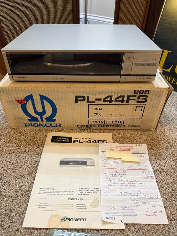 Pioneer PL-44FS 1983-1985 - Silver image 1