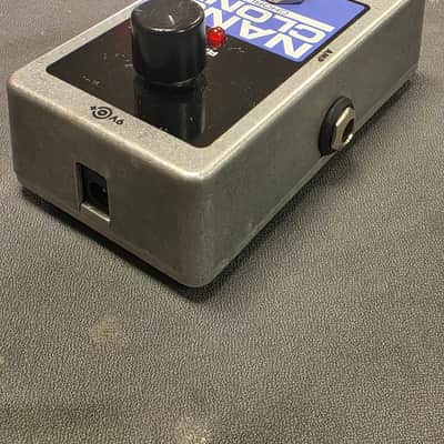 Electro-Harmonix Nano Clone Analog Chorus 2006 - Present - Purple / Black image 3