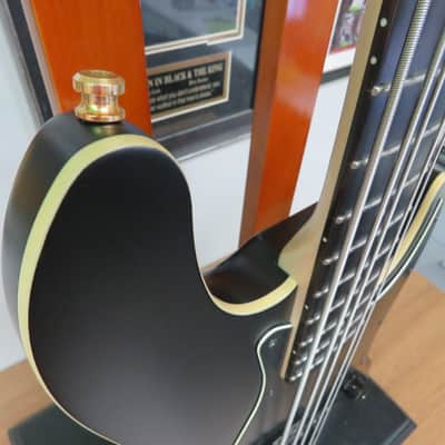 Jericho Alpha Blacker 5 - 5 String Electric Bass with Hard Case image 4