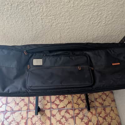Roland Juno DS61 with Gigbag image 2